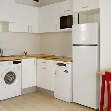 Marbarcelona Castelao Apartment