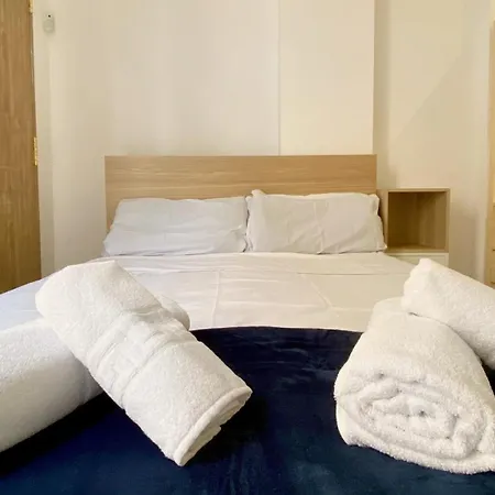 Marbarcelona Castelao Apartment *